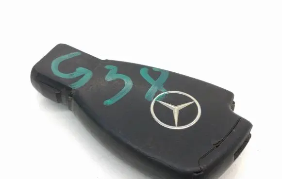 Mercedes-Benz Vito Viano W639 Ignition key/card CTU20003R686 331243392MHZ