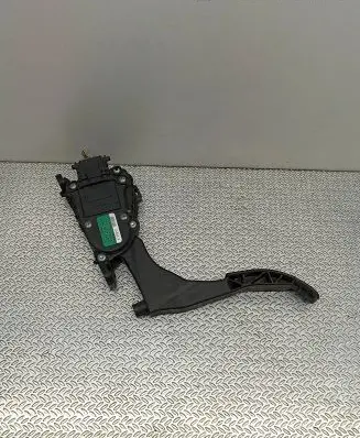 Volkswagen Polo V 6R Accelerator throttle pedal 6Q1721503M