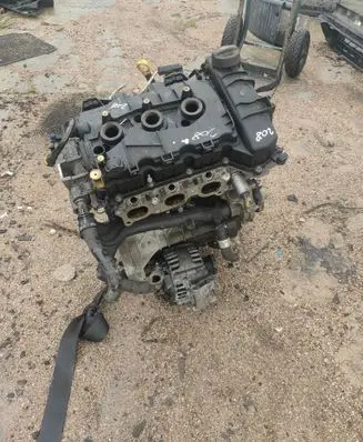 Peugeot 208 Engine 10B215 HM01