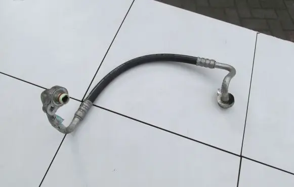 Ford C-MAX II Air conditioning (A/C) pipe/hose