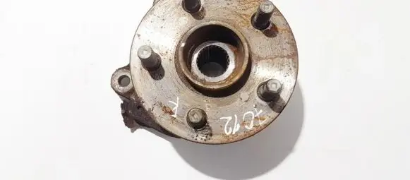 Toyota Urban Cruiser (XP110) Rear wheel hub