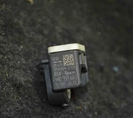 Audi A8 S8 D4 4H Airbag deployment crash/impact sensor 4H0959643