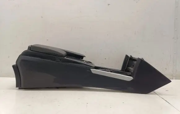 Mercedes-Benz E W212 Armrest A2126800050