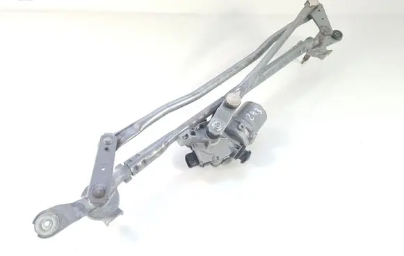 Chrysler Pacifica Front wiper linkage and motor 68316736AA