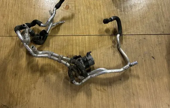 Porsche Cayenne (92A) Engine coolant pipe/hose 7P0965567 7P5121070M 7P5121070D