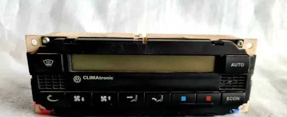 Volkswagen Golf IV Climate control unit 3B1907044A 5HB00761702