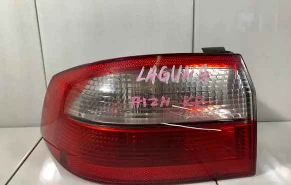 Renault Laguna II Rear/tail lights 8200002473