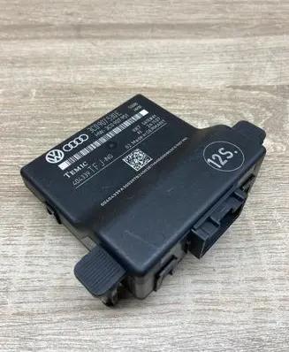 Volkswagen PASSAT B6 Gateway control module 3C0907530E 3C0907951