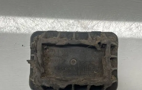 BMW 3 E90 E91 Jacking socket point 7123311