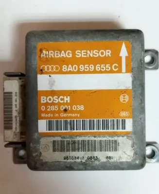 Audi A4 S4 B5 8D Airbag control unit/module 8A0959655C 0285001038