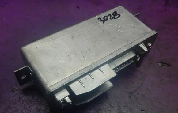 BMW 5 E34 ABS control unit/module 0265103047