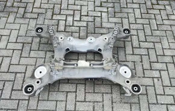 Land Rover Range Rover L405 Rear subframe PLA5K091A0