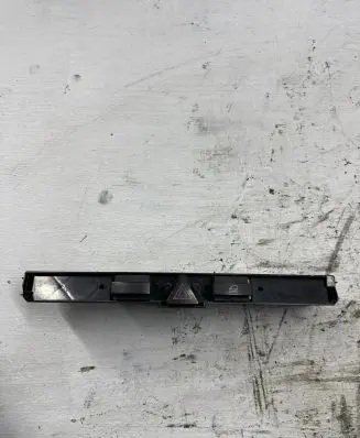 Opel Astra H Hazard light switch 03758075 13100105 0320