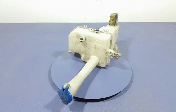KIA Ceed Windshield washer fluid reservoir/tank 986101H000