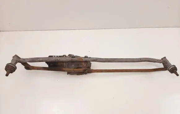 Iveco Daily 40.8 Front wiper linkage and motor
