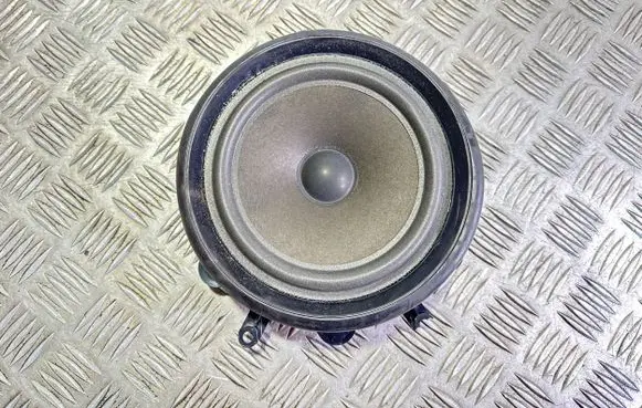 Audi A4 S4 B7 8E 8H Front door speaker 8E0035411