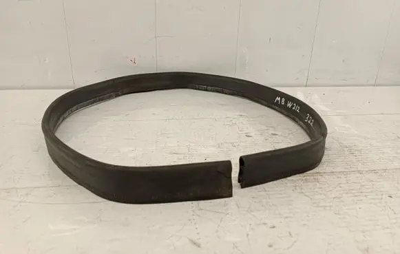 Mercedes-Benz E W212 Engine compartment rubber A2126280298