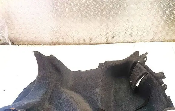 Toyota Avensis T250 Other trunk/boot trim element