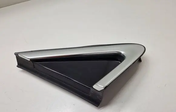 BMW 2 Active Tourer U06 Fender trim (molding) 9498766