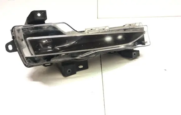 Tesla Model Y Front fog light 162479800a 18122