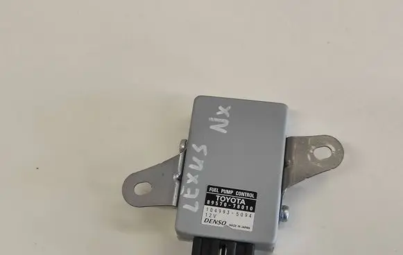 Lexus NX Fuel injection pump control unit/module 8957078010 1049935094