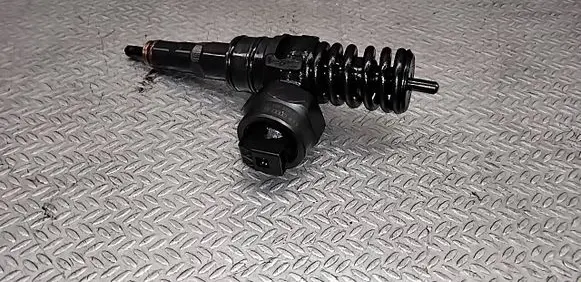 Ford Galaxy Fuel injector 038130073AC