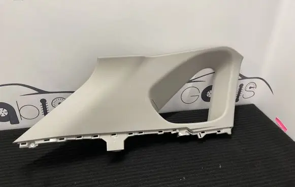 Toyota RAV 4 (XA50) (D)pillar trim (top) 6248042180
