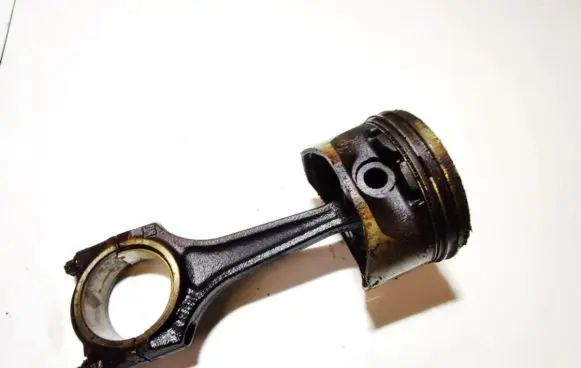 Opel Vectra B Piston with connecting rod