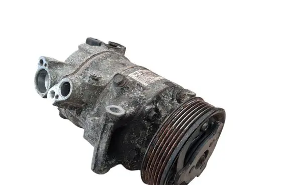 Volkswagen PASSAT B8 Air conditioning (A/C) compressor (pump) 5Q0816803E