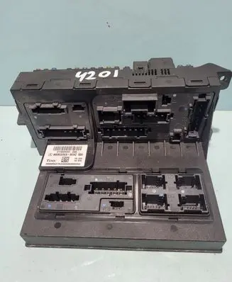 Mercedes-Benz E W211 SAM control unit 2115454201