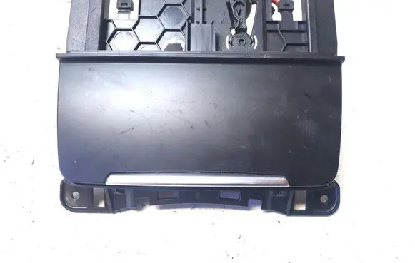Audi A4 S4 B8 8K Ashtray (front) 8K0857965