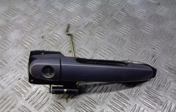 Toyota Avensis T250 Front door interior handle