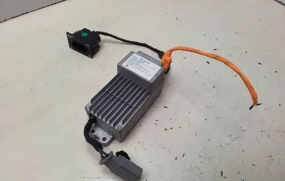 Citroen C4 II Voltage converter/converter module 9688692880