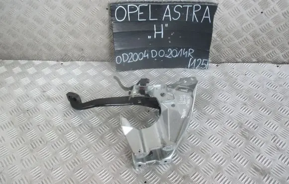 Opel Astra H Brake pedal bracket assembly 