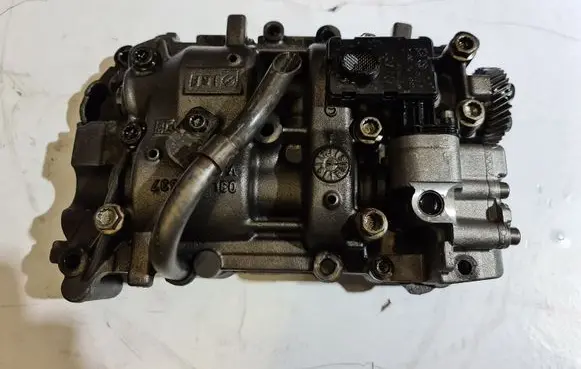 Audi A6 S6 C6 4F Balance shaft 03L103535V 03L103537