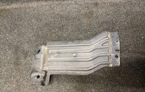 Ford Escape IV Front mudguard PZ1B16A550AA W409A