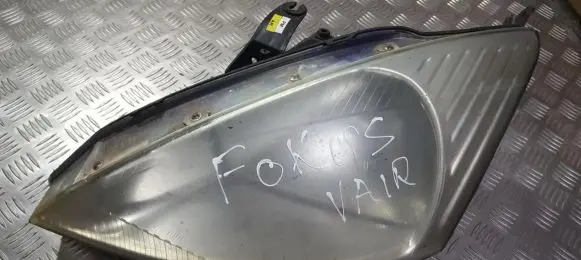 Ford Focus Headlight/headlamp