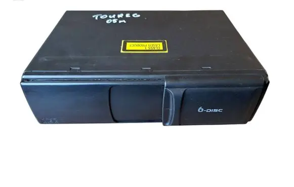 Volkswagen Touareg I CD/DVD changer 1J6035111