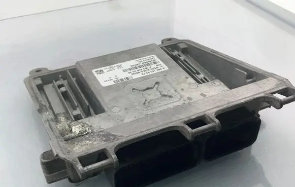 Mercedes-Benz B W245 Engine control unit/module A2661538379 5WK90953 A0024463040