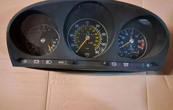 Mercedes-Benz SL R107 Speedometer (instrument cluster) 1075422801