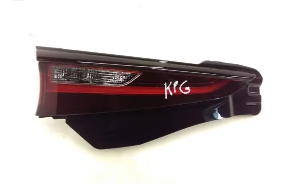 Tailgate rear/tail lights