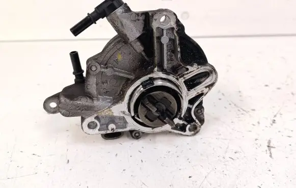 Ford Kuga I Vacuum pump 9673836180 7021390500