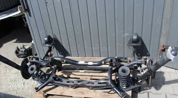 Volkswagen Touran III Rear axle beam 5QA505315B