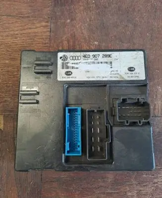 Audi A8 S8 D3 4E Comfort/convenience module 4E0907289E