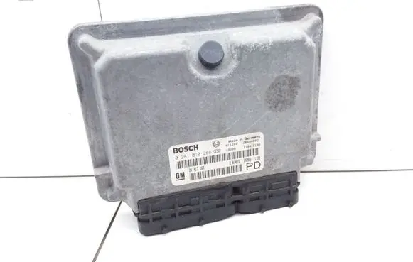 Opel Zafira A Engine control unit/module 24417169 0281010268