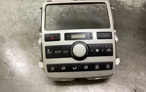 Toyota Avensis Verso Climate control unit 5590044490 1465702772