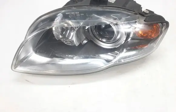 Audi A4 S4 B7 8E 8H Headlight/headlamp