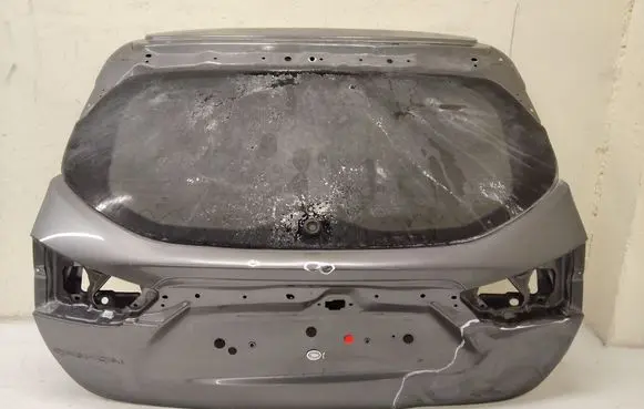 Nissan Qashqai Tailgate/trunk/boot lid K01004EAAA