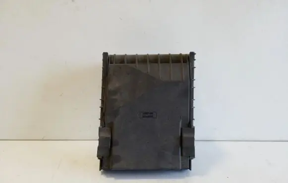 Volkswagen PASSAT B6 Fuse box cover 1K0937132F
