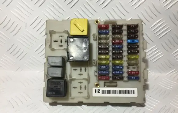 Ford Focus Fuse box set 2M5T14A073BC